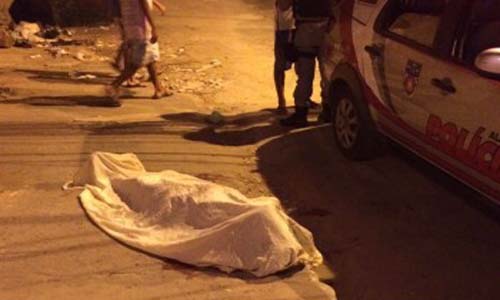 Ex-presidiário é assassinado com vários tiros na Jatiúca, em Maceió