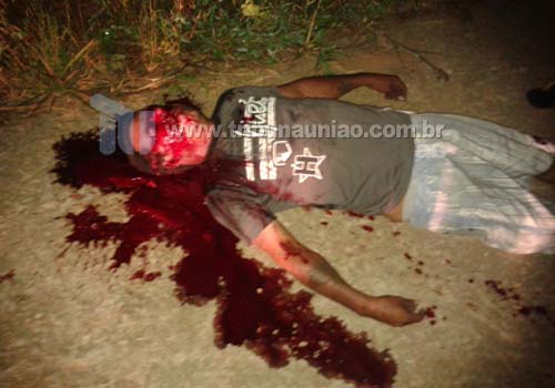 Homem é assassinado a tiros no Conjunto Armando Lyra em São José da Laje; suspeitos são presos tentando fugir para Maceió