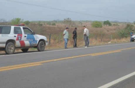 Homem é executado a tiros de pistola na BR-316, em Maribondo