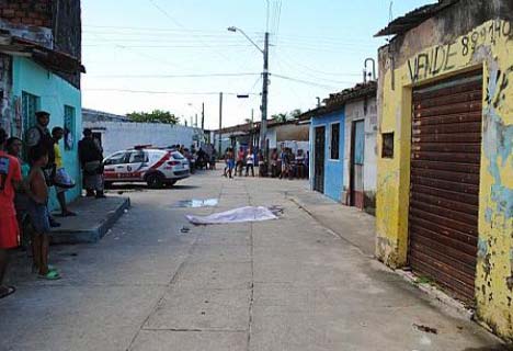 Menino de 15 anos é executado em beco no Trapiche