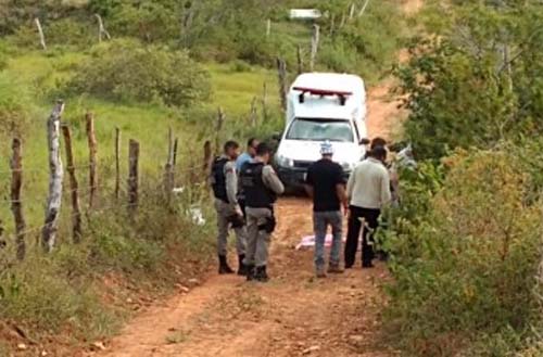 Delegado conta detalhes do caso de jovem desaparecida que foi encontrada morta na zona rural