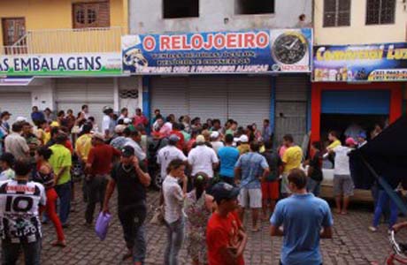 Comerciante é assassinado por quatro homens em Palmeira dos Índios