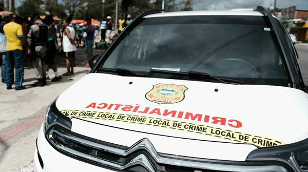 Jovem é morto com cerca de 20 golpes de facão em Maceió