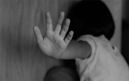 PC prende homem acusado de estupro contra enteada de 10 anos, em Maceió