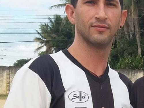 Grupo Gay cobra elucidação do caso do professor morto a facadas em Arapiraca