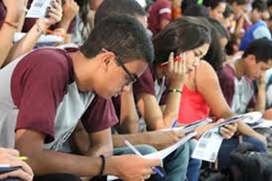 Curso preparatório para o Enem oferece 200 vagas para estudantes em Alagoas