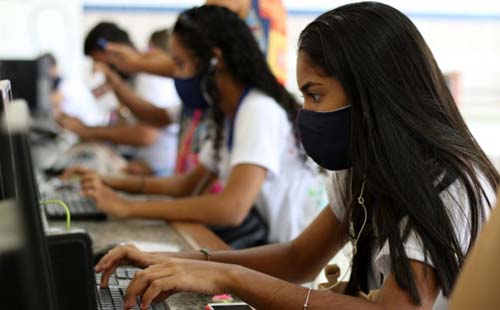 Educação abre pré-matrículas para cursos gratuitos do Instituto de Línguas do Cepa