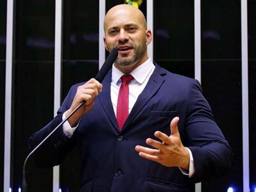 Deputado Daniel Silveira vai para prisão domiciliar