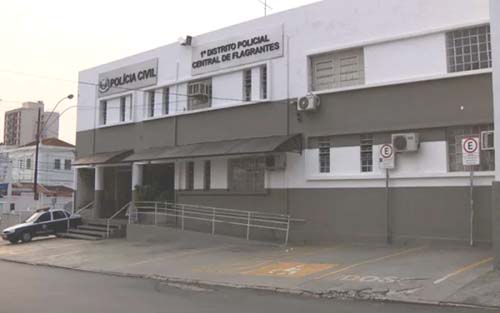 Mulher leva idoso morto ao banco para fazer prova de vida