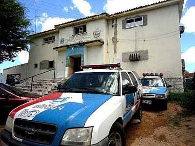 Mulher é atacada por assaltantes, tenta fugir e acaba morta em Delmiro Gouveia 