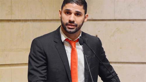 Internado na UTI, David Miranda retira candidatura à reeleição na Câmara