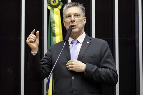 Projeto aumenta penas para crime de estupro de vulnerável 