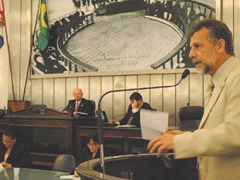Denúncias de JHC repercutem na Assembleia Legislativa