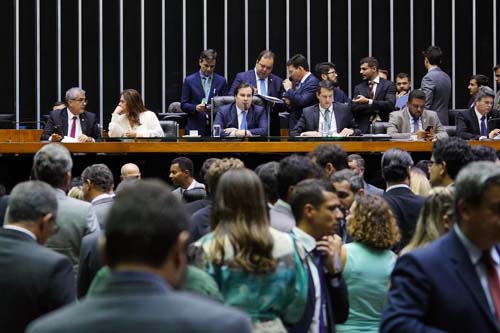 Câmara aprova projeto sobre incentivos fiscais para setor de tecnologia da informação