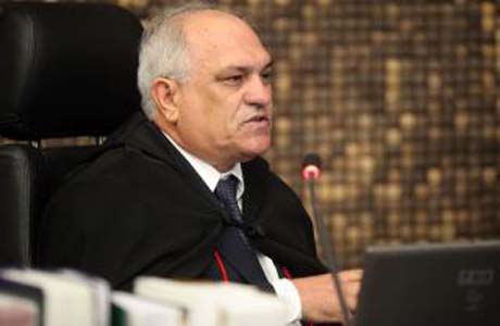 Entidade Estudantil solicita publicação de uma 'Carta' de retratação a desembargador