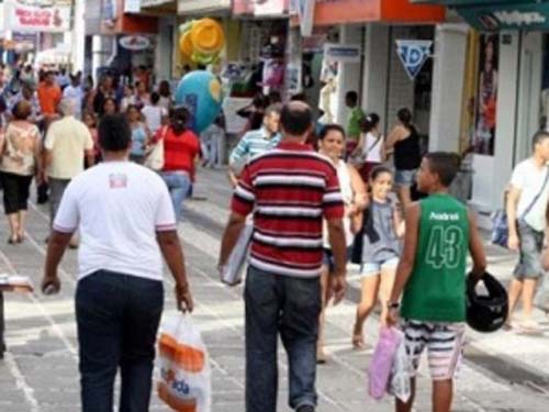 Confira o que abre e fecha nesta segunda, feriado do Dia do Evangélico