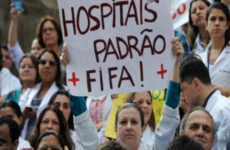 Dia Mundial da Saúde - Insatisfeitos, médicos e pacientes criam alternativas a plano de saúde