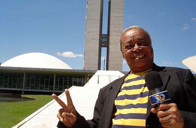Morre, aos 66 anos, em Magé (RJ), o sambista Dicró