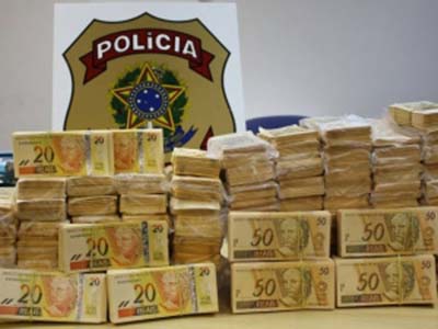 PF faz a maior apreensão de dinheiro falso já registrada no Brasil