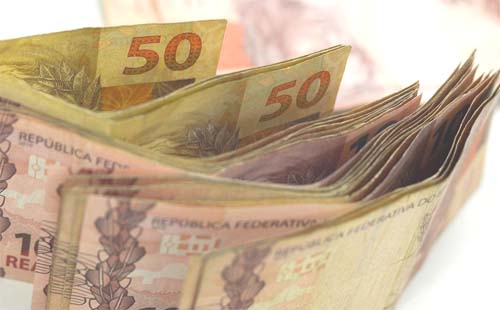 Municípios vão partilhar cerca de R$ 3,7 bi do FPM nesta terça-feira (20)