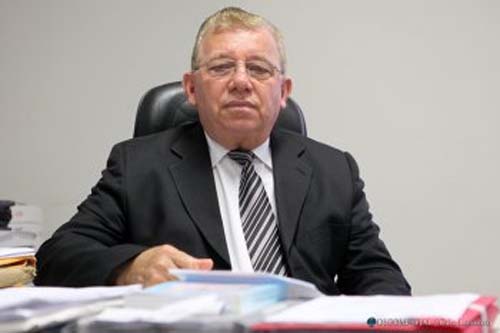 Decisão de juiz aposentado pode mudar destino eleitoral em Murici após 27 anos de domínio político