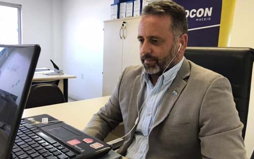 Mensalidades escolares terão reajustes de 10% a 12% em 2022 em Maceió