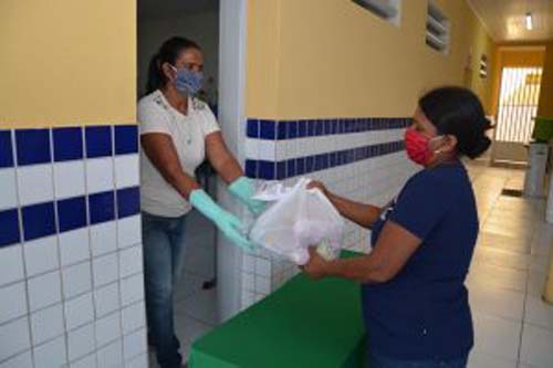 Semed distribui kits de merenda aos mais de 2.800 alunos da rede municipal de Anadia