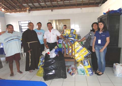 Grupo João Lyra, Mapel e Sistema Jornal levam donativos a abrigo