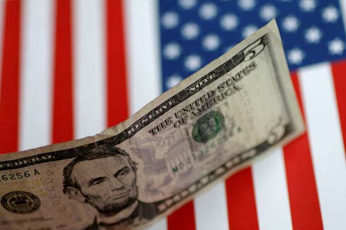 Dólar fecha em R$ 5,59, com queda de 0,22%