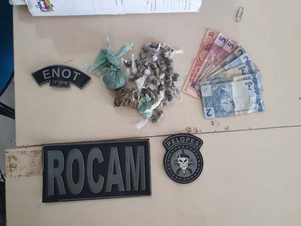11º BPM intensifica combate ao tráfico, prende dois jovens e apreende drogas em Penedo