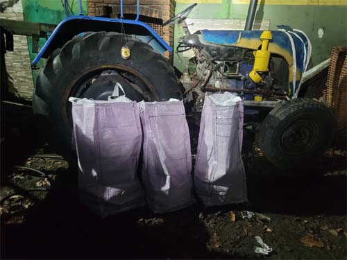 Carga de cocaína é descoberta em pneus de trator durante operação da PF com a PC do Rio e a Receita Federal