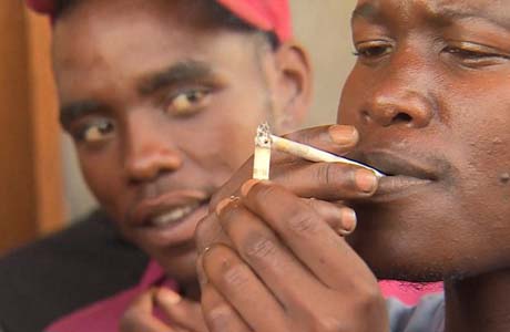 Droga que inclui heroína e veneno de rato se dissemina na África do Sul