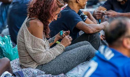 Estudo revela que uma em cada cinco pessoas no Brasil já experimentou substâncias ilícitas