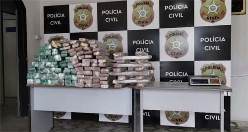 Polícia apreende 160 kg de maconha do Paraná em AL; um casal foi preso