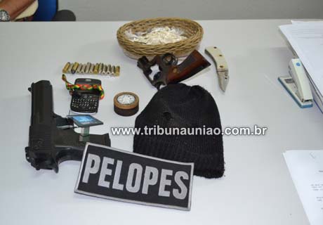 PELOPES de União apreende grande quantidade de drogas e armas no Bairro Padre Donald na periferia de União após denuncia de populares