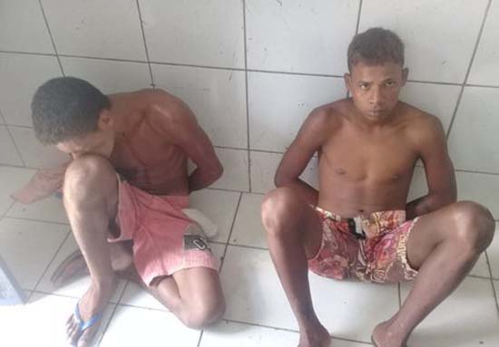 Dupla é presa com maconha na Barra de Santo Antônio