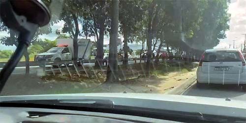 Jovem de 20 anos morre em acidente entre carro e moto na Durval de Góes Monteiro