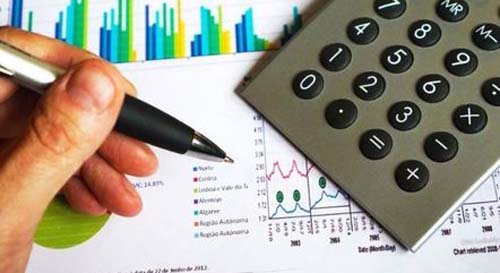 Economia brasileira cresceu 4,5% em 2021, indica prévia do BC