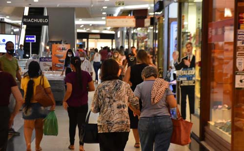 Maceió registra 4 meses seguidos de queda no endividamento das famílias, diz Fecomércio