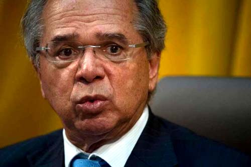 Em caso de orçamento estourado, PEC deve permitir paralisação de serviços