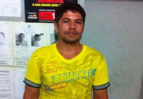 Padrasto é preso acusado de estuprar enteada