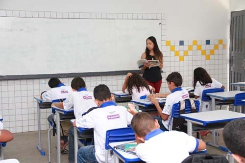 Confirmação da matrícula para a rede estadual pode ser feita até o próximo dia 2 de fevereiro