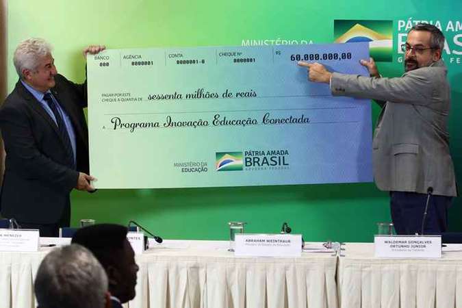 MEC repassa R$ 60 milhões para Tecnologia levar internet a escolas rurais