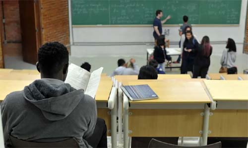 Prazo para preenchimento do questionário de formandos de licenciatura termina em 25 de outubro