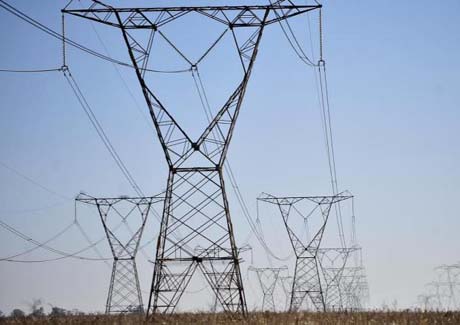 Conta de luz vai ter um reajuste extra de até 9% em 2015