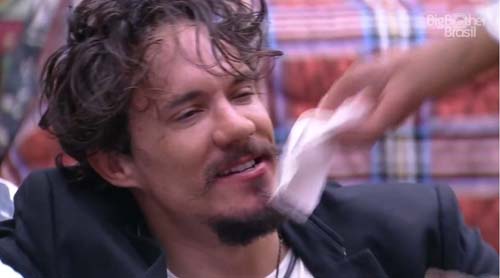 O que é herpes? Doença que causa feridas na boca foi assunto no BBB