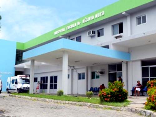 Dependentes químicos com suspeita de Covid-19 fogem de hospital em Maceió