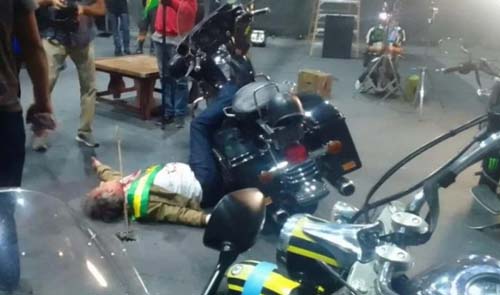 Vídeo encena morte de Jair Bolsonaro em motociatav