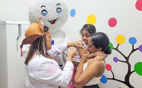 Maceió encerra campanha de vacinação contra a poliomielite nesta sexta-feira (14)