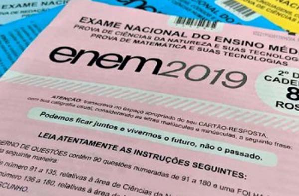 Enem divulga notas da redação e das áreas de conhecimento nesta sexta-feira (17)